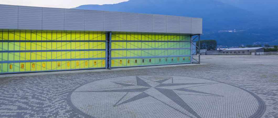 Foto dei processi produttivi e degli stabilimenti Cranchi Yachts