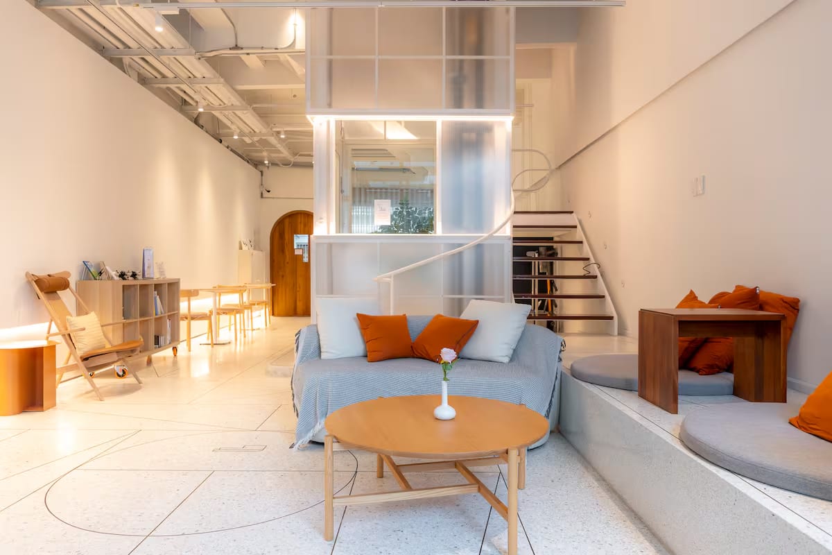 Studio Condo in Wong Wian Yai