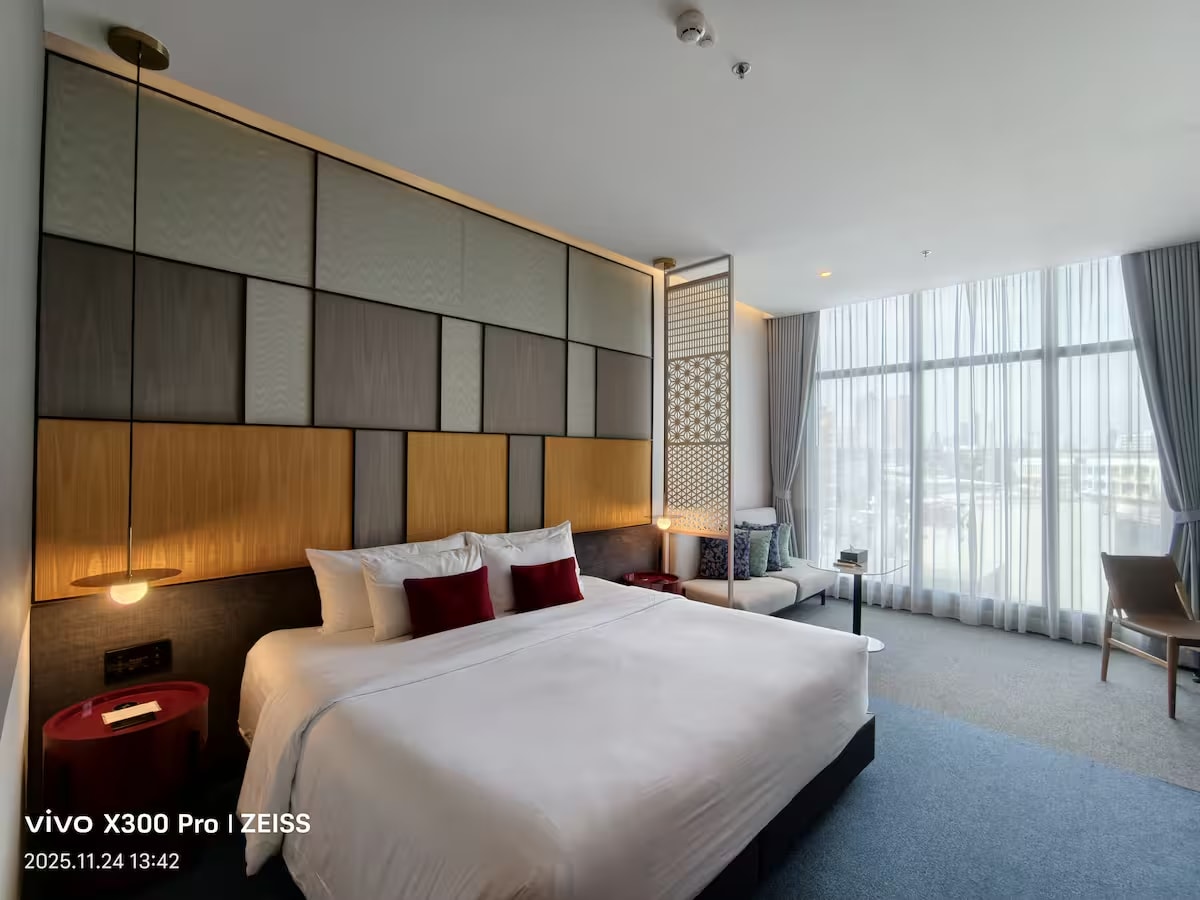 Studio Rental in Asoke