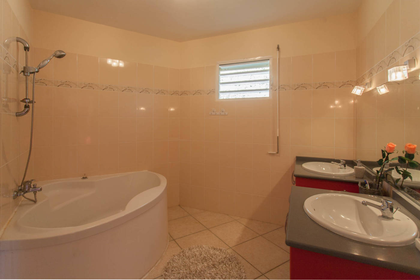 Villa avec piscine privée au gosier en guadeloupe
