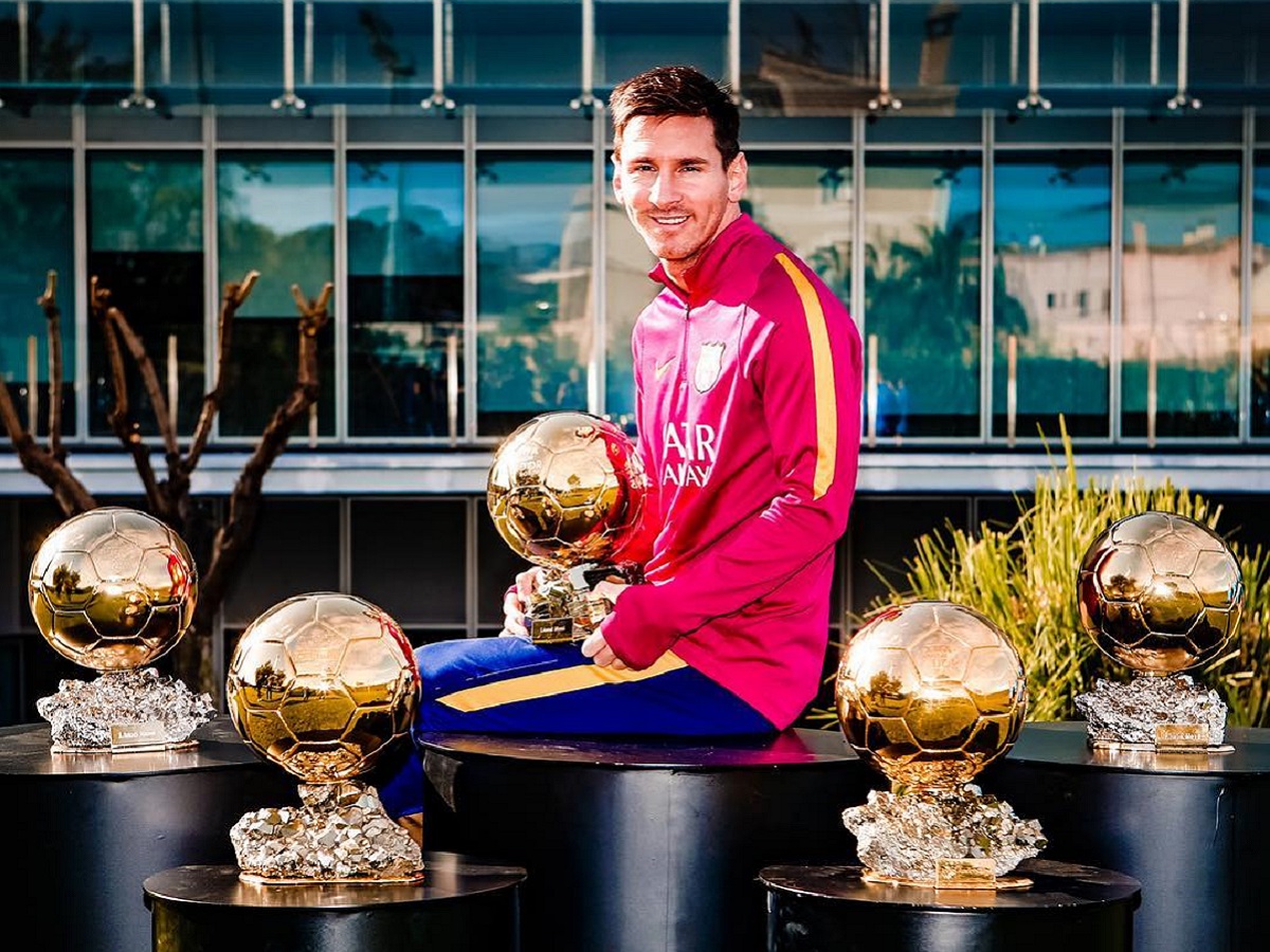 5 Pemain Barcelona yang Ternyata Pernah Meraih Penghargaan Bergengsi Ballon dOr, Nomor 1 Lionel Messi!