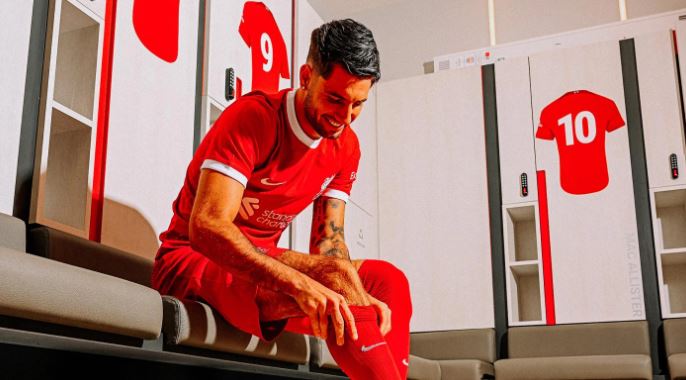 Punya Tato Steven Gerrard, Alasan Dominik Szoboszlai Pilih Nomor 8 di Liverpool