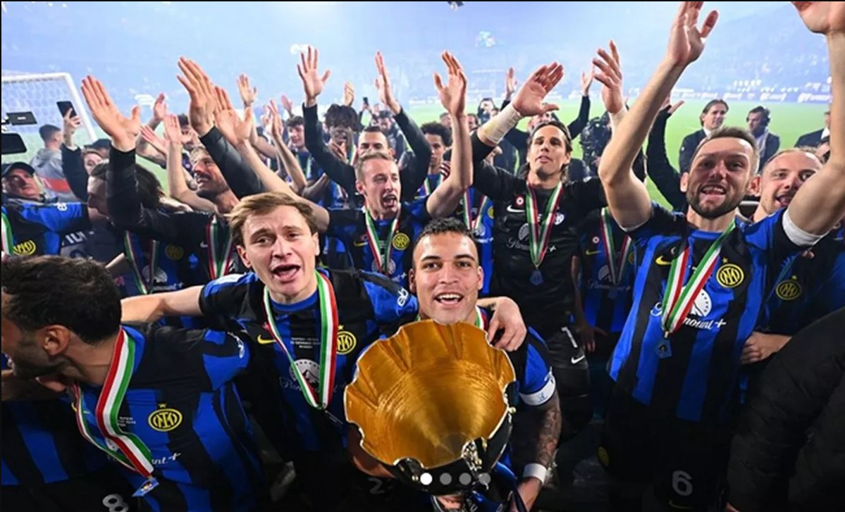 Lautaro Martinez Girang Bukan Main Bawa Inter Milan Juara Piala Super Italia 3 Kali Beruntun