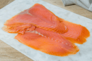 Truite fumée pesée à la livraison