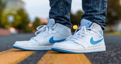 buy sneakers for men online