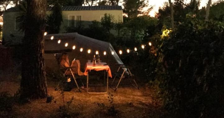 10 ultieme lifehacks bij het kamperen