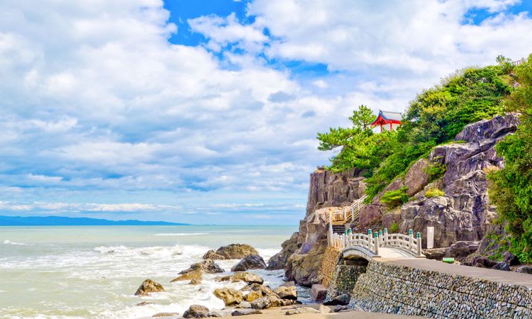 Kochi Castle & Katsurahama Beach