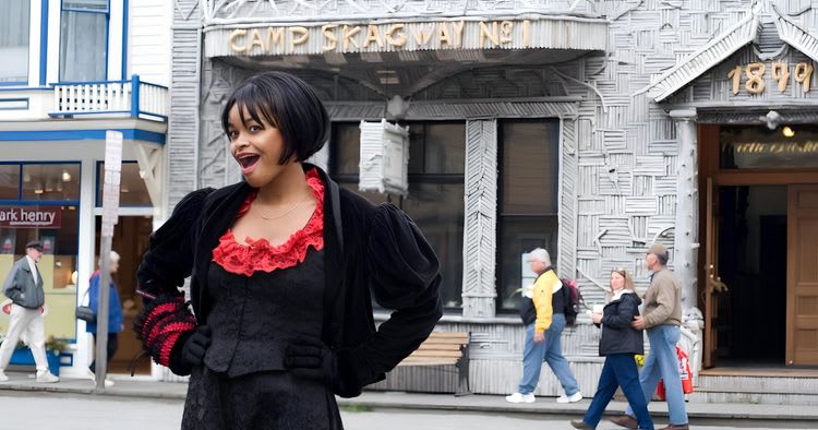 Ghosts & Goodtime Girls Walking Tour