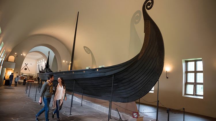 Hadeland Glass Works & Viking Ships