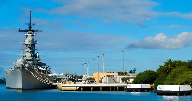 Pearl Harbor & Honolulu City (Airport Drop Off)