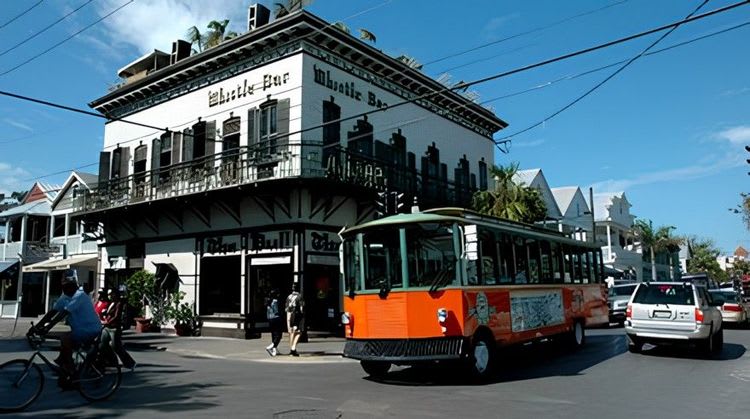 Old Town Trolly Tour & Butterfly Conservatory Tour