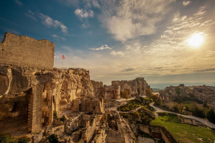 Les Baux Castle, Lumière Wonders, & Lunch