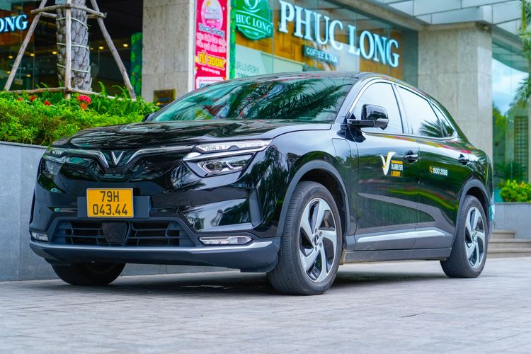 Nha Trang By Private Vehicle - Car Class Half Day (With Guide)