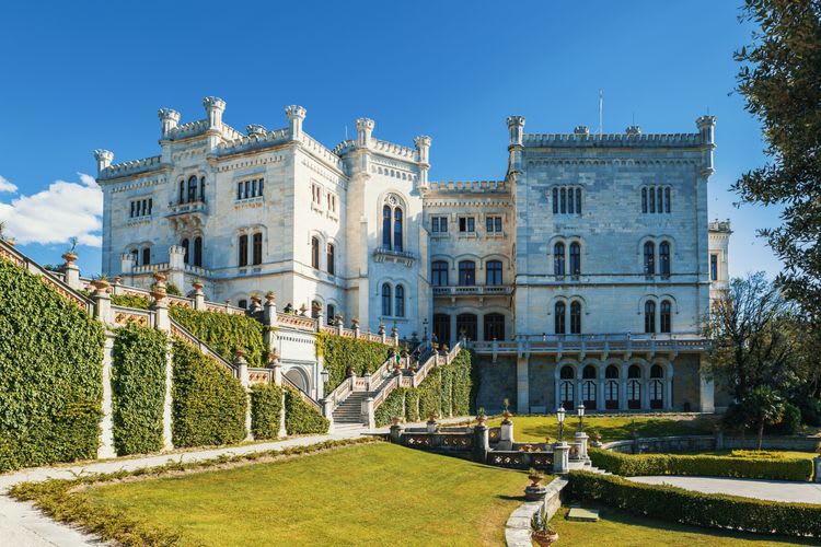 Castillos, Jardines y Vinos