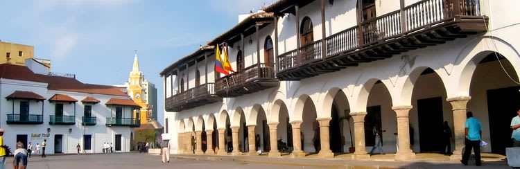 Cartagena Sightseeing & Local Street Food Tasting: In Partnership With FOOD & WINE Magazine