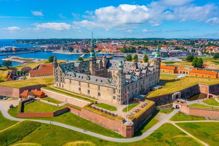 Mighty & Magnificent Royal Fortresses