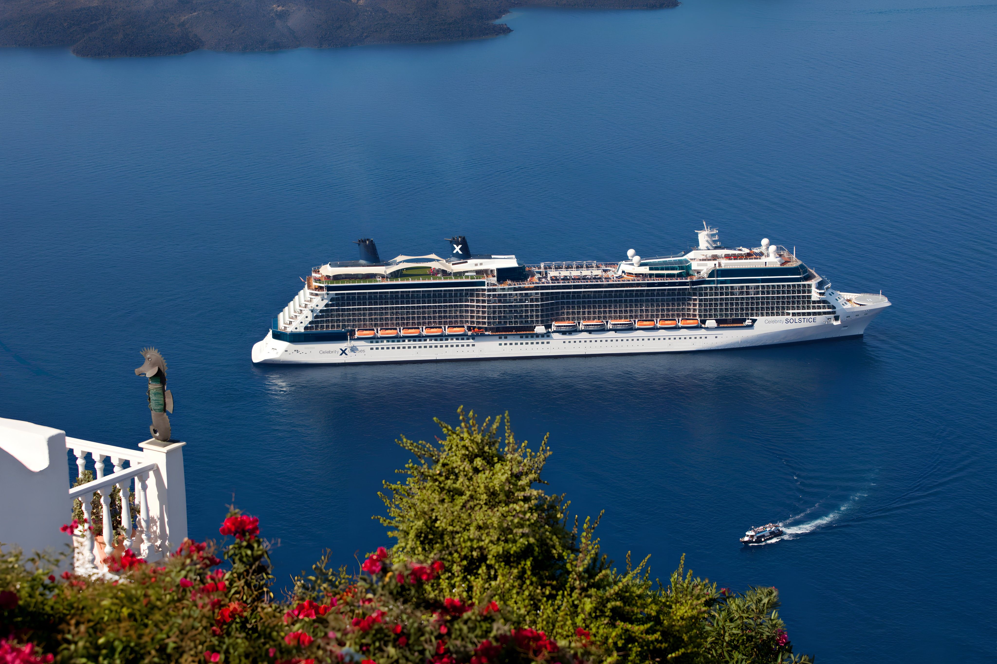 remini_CEL_SL_Exterior_Santorini_3.jpg