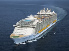 Royal Caribbean Int. - Symphony of the Seas - Image 1