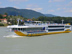 Chervona Ruta - VistaMilla - Bild 1