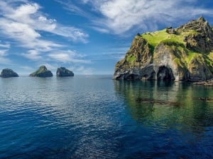 Impression der markanten Felsformation &lsquo;Elephant&rsquo;s Head Rock&rsquo; bei Vestmannaeyjar
