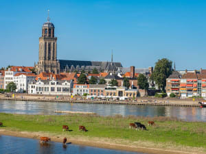 Genie&szlig;en Sie entspannte Flussmomente und entdecken Sie historische St&auml;dte an der Ijssel!