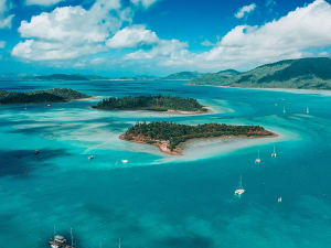 Islas Whitsunday, Queensland, Australia &ndash; Islas tropicales rodeadas de aguas turquesas