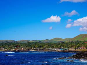 Hanga Roa, Isla de Pascua, Chile &ndash; Localidad costera entre el Pac&iacute;fico y verdes colinas