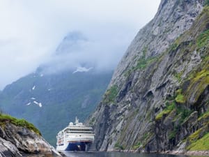 Hapag-Lloyd - HANSEATIC inspiration - Image 5