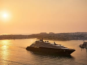 Ritz Carlton Yacht Collection - Evrima - Bild 2