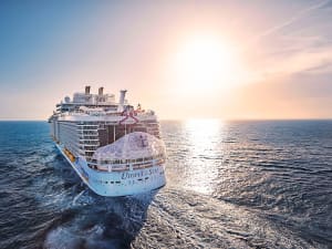 Royal Caribbean Int. - Utopia of the Seas - Image 4