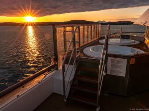 Spitsbergen: Hot Tubs auf Deck 7