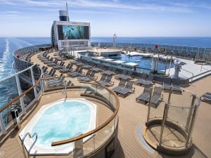 MSC Seashore: Long Island Pool