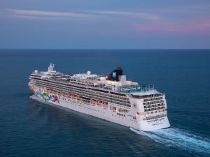 Norwegian Pearl: Au&szlig;enansicht