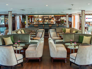 Douro Queen: Panorama-Salon auf dem Hauptdeck