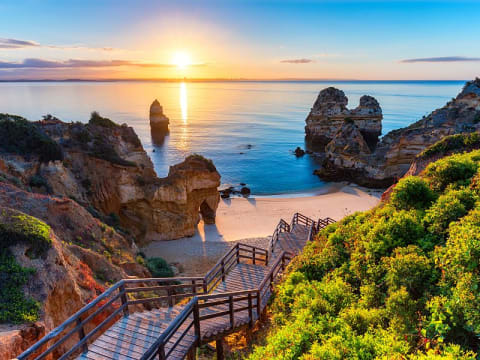 Weltreise Reise ab / bis  Savona mit MS Amera