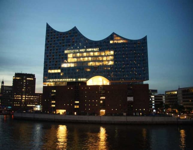 Cruise met EUROPA 2 | Zeetours Cruises