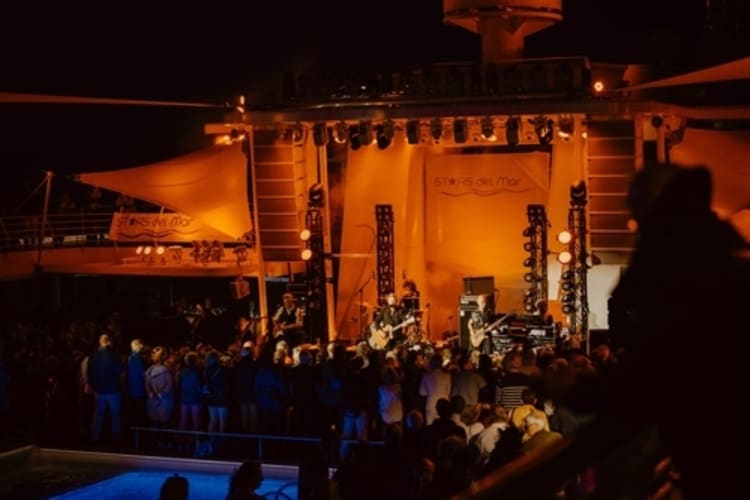 Konzert bei Nacht