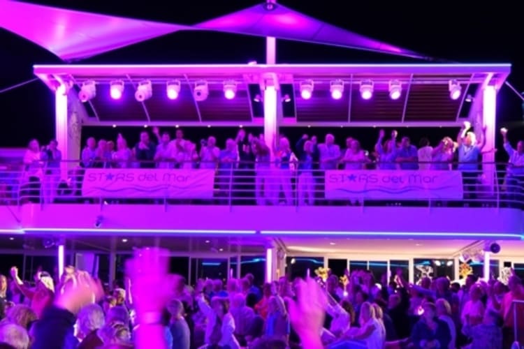 Party auf dem Deck