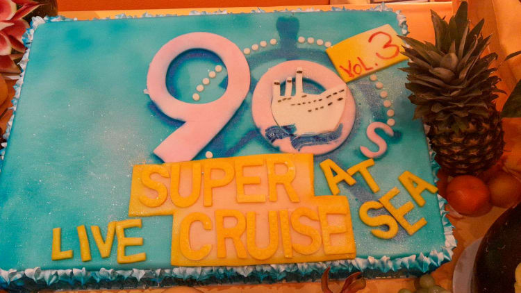 90s Super Cruise 2024 Kuchen
