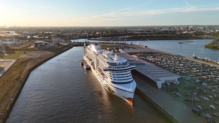 90s Super Cruise 2025 Blick auf das Schiff