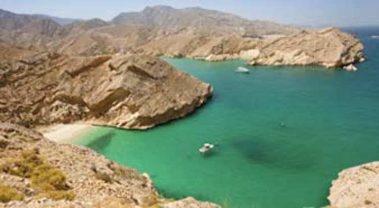 Oman Cruise