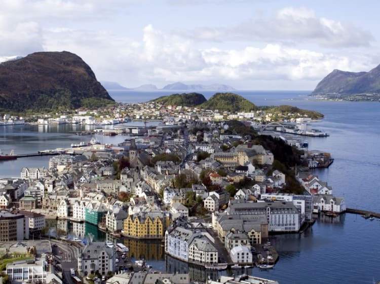 Nordland Kreuzfahrt Alle Angebote für Nordlandreisen