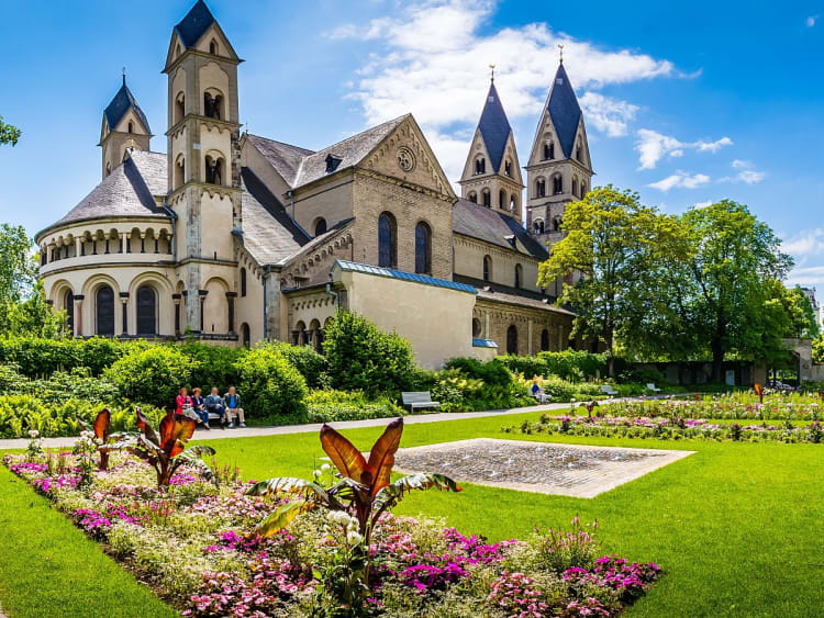 Koblenz, Deutschland &ndash; Blick auf die Stadt mit Fl&uuml;ssen und historischer Architektur