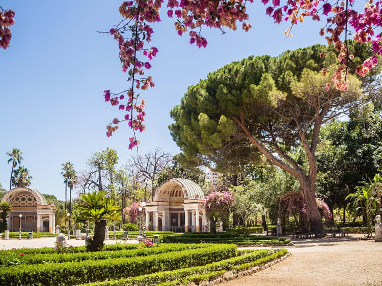 Palermo, Italien &ndash; Historische Gartenpavillons