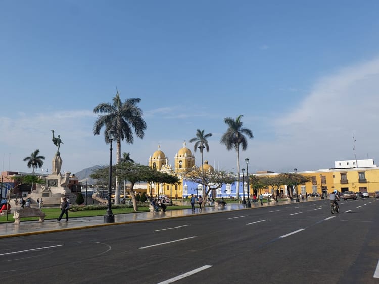 Salaverry, P&eacute;rou &ndash; Place historique au c&oelig;ur de Trujillo