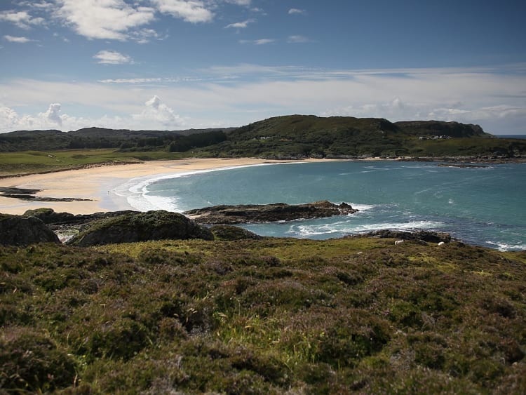 Colonsay, &Eacute;cosse &ndash; Paysage c&ocirc;tier avec plage et eaux turquoise