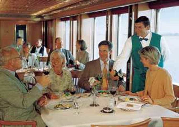 Hapag-Lloyd Cruises - MS COLUMBUS - Bild 9
