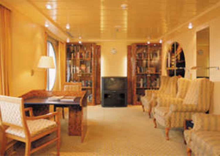 Hapag-Lloyd Cruises - MS COLUMBUS - Bild 4
