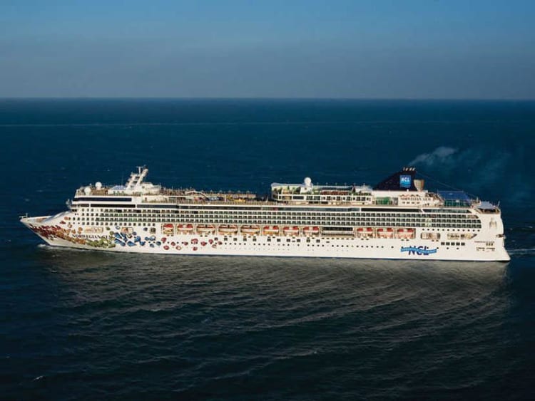 Norwegian Cruise Line - Norwegian Gem - Bild 2