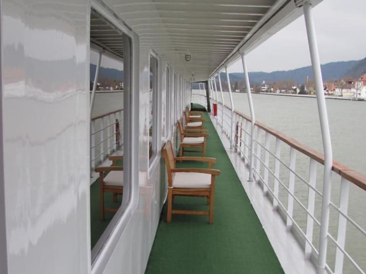 KD Cruise Services Ltd. - Mozart - Foto 1